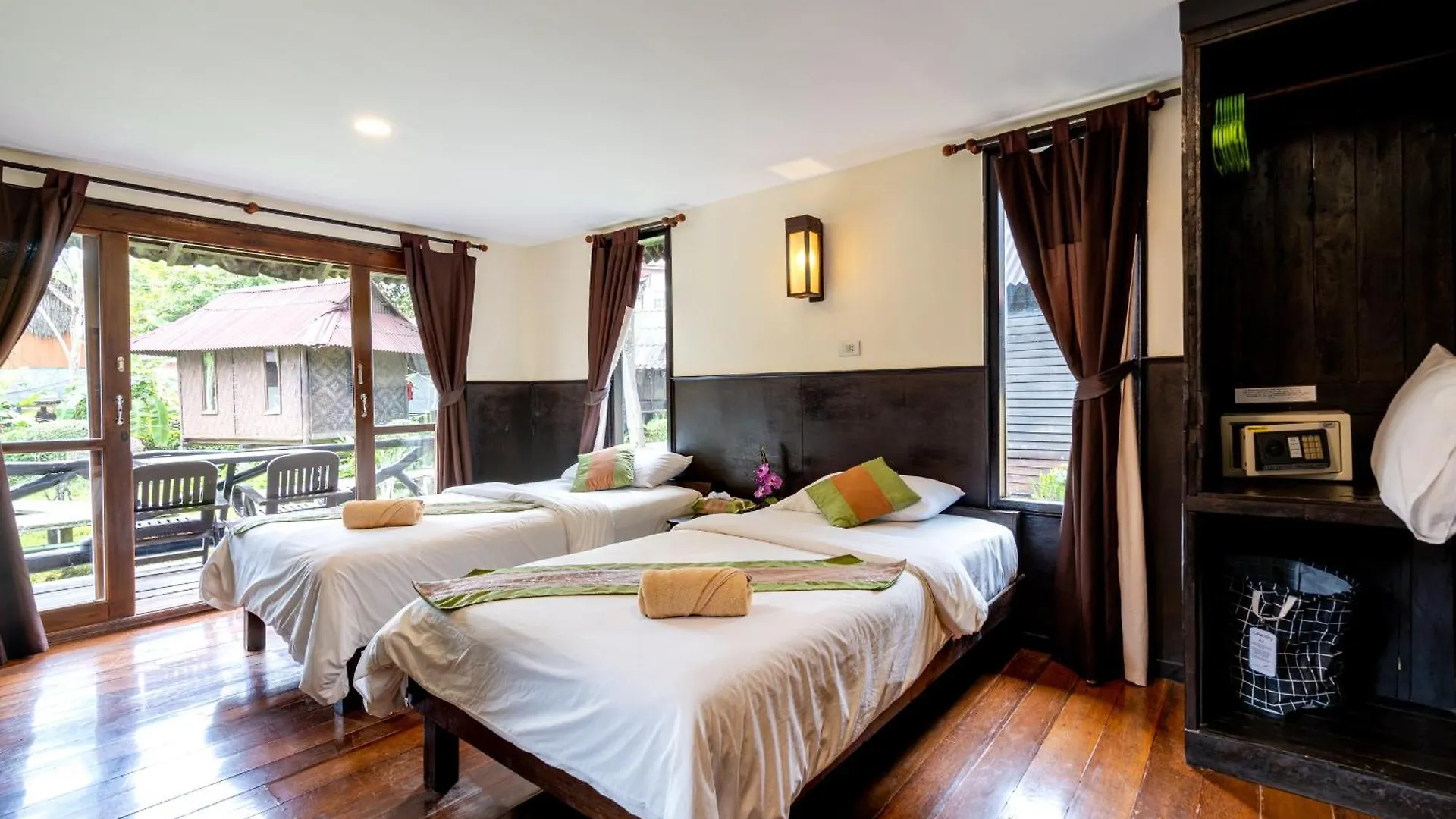 ***  Mook Lanta Eco Resort Koh Lanta Thailand